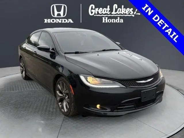 used 2016 chrysler 200 s